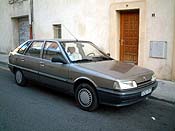 Renault 21